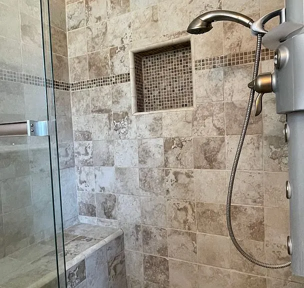 3713 Justine Dr — Photo 16