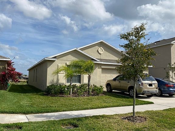 3rd image of 16934 Peaceful Valley Dr