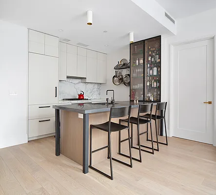 Rented by Niche Real Estate and Marketing LLC | media 19