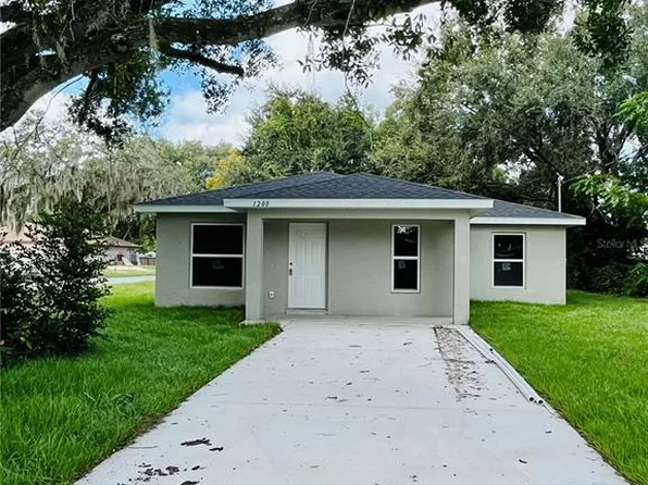 1200 NW 33rd St NW, Winter Haven, FL 33881
