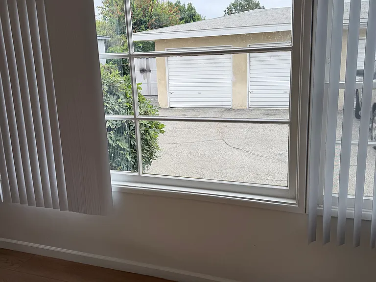 5656 Noel Dr — Photo 11
