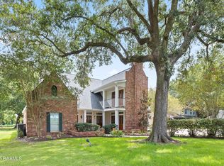 9203 E Old Spanish Trl, Jeanerette, LA 70544