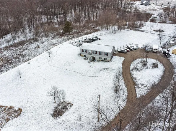 340 S State St, Freeport, MI 49325