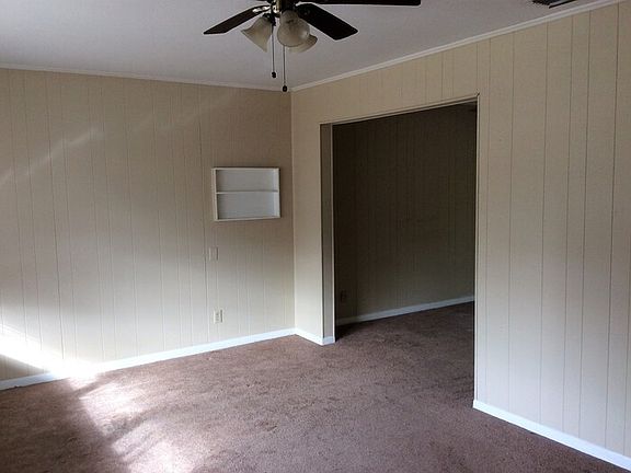 4th image of 7537 S Dalehurst Dr