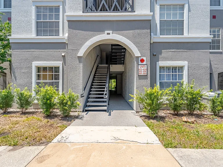 3591 S Kernan Blvd #813 — Photo 2