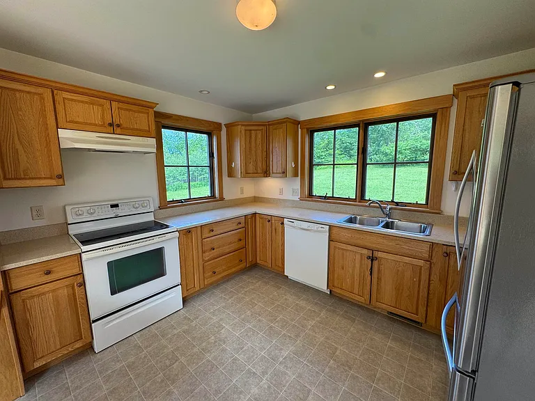 455 Lead Mine Rd — Photo 4