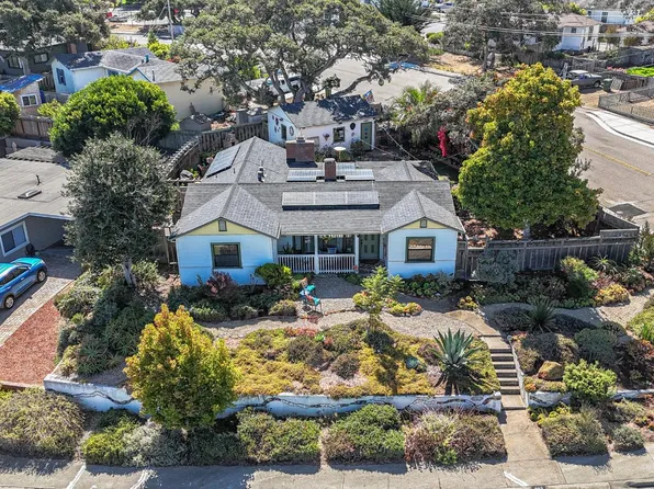 202 Edinburgh Ave, Monterey, CA 93940