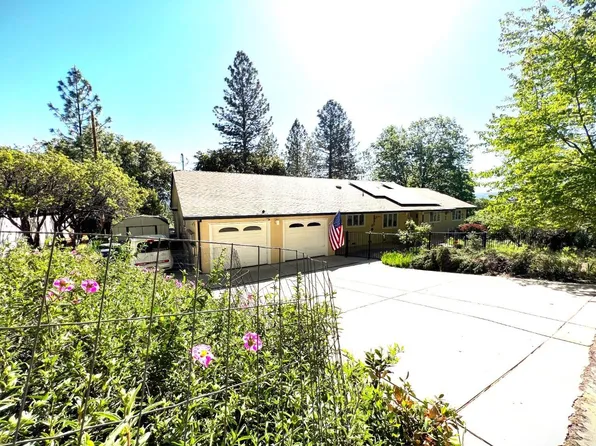 11381 Gold Strike Rd, Pine Grove, CA 95665