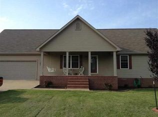 114 Heather Ln, Benton, KY 42025