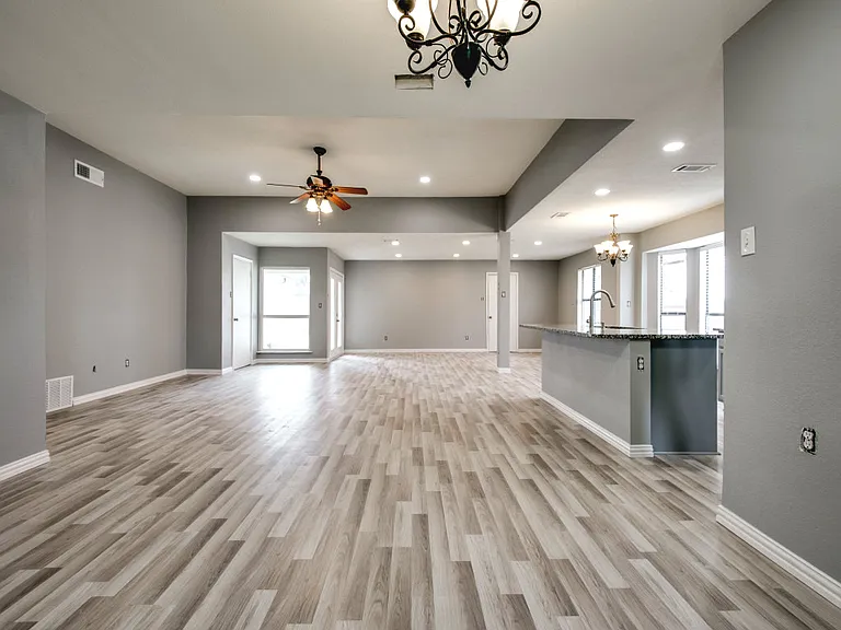 2236 Big Bend Dr — Photo 5