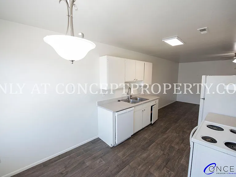 Aspen Pines — Photo 273