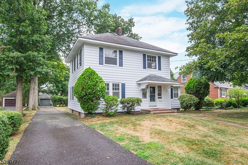 1st image of 50 FRANKLIN PL