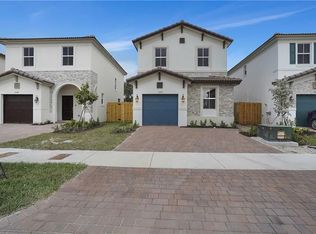 2381 NW 131st Cir, Miami, FL 33167