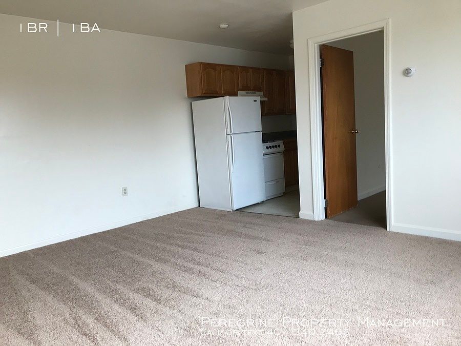 1st image of 54 Sutton Ave #14