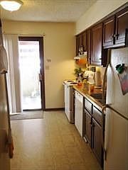 3rd image of 3013 Eaton St