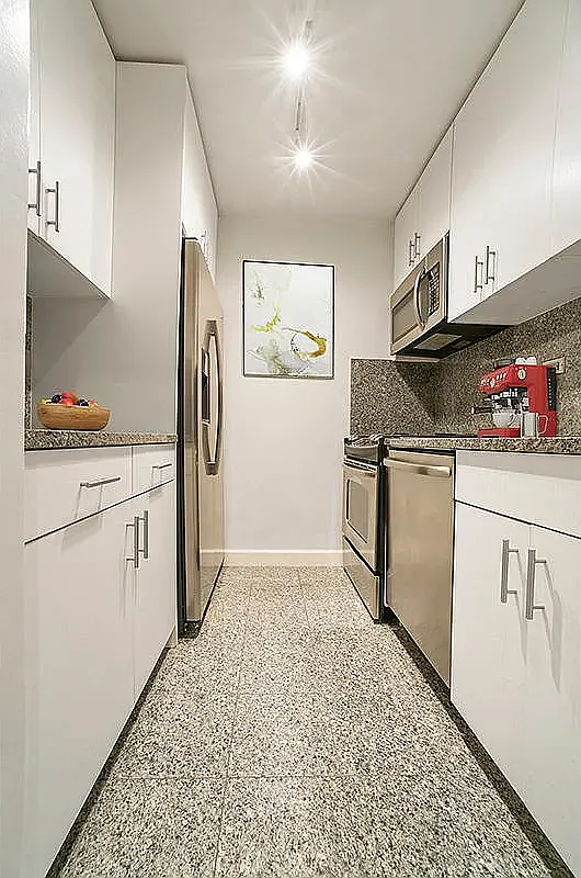 1385 York Avenue — Photo 4