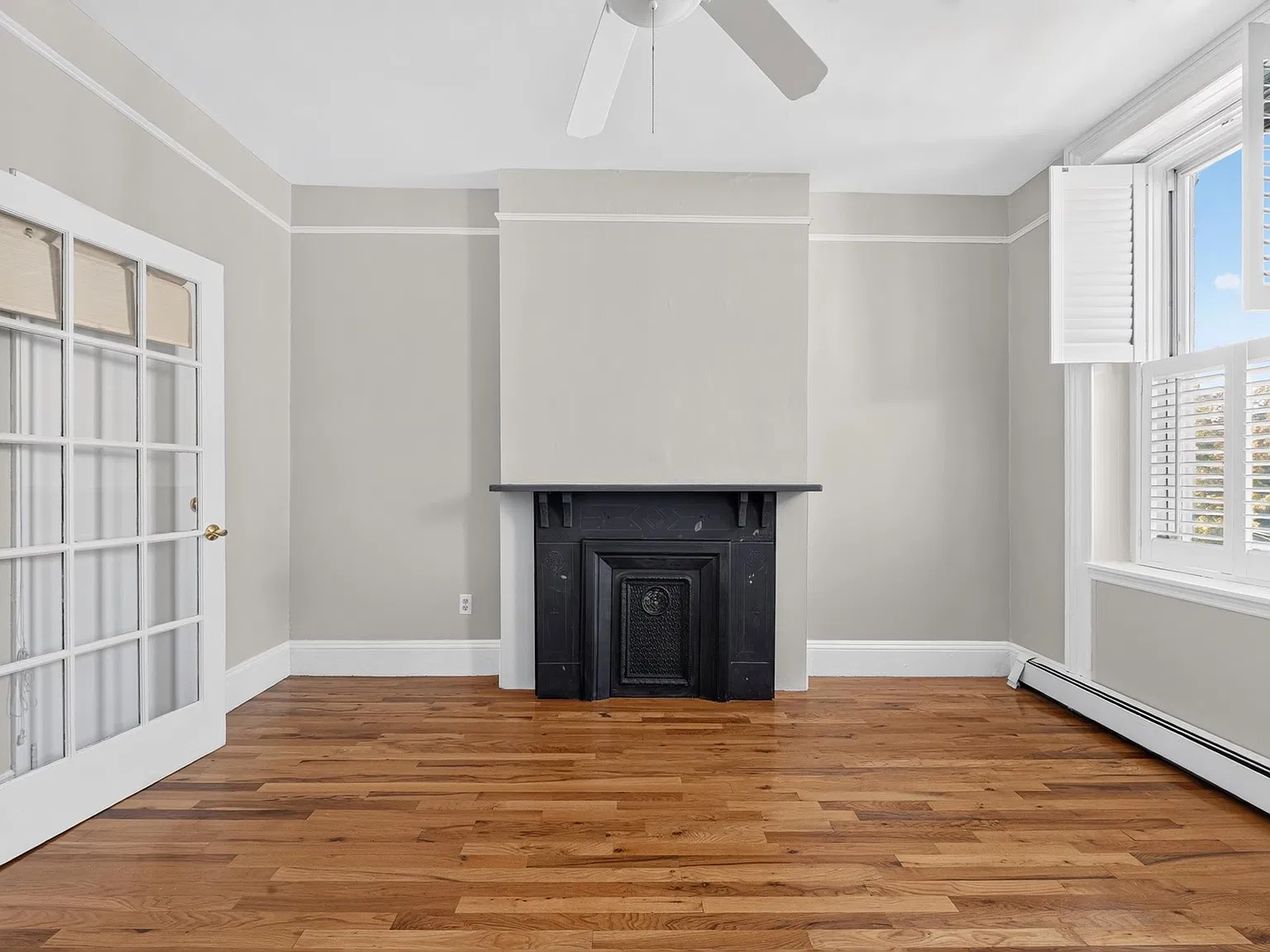 3 bed, 2.0 bath, 1500 sqft, $6,175 — Photo 4