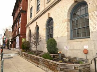 225 Arch St APT 23, Philadelphia, PA 19106
