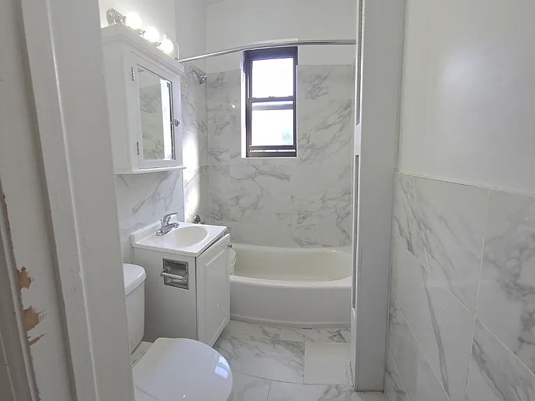 13209 Maple Ave #43D — Photo 8