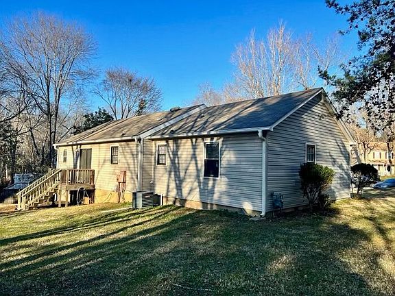 2nd image of 9600 Fir Knoll Ct