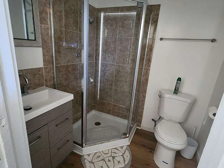 1530 N San Joaquin St — Photo 23