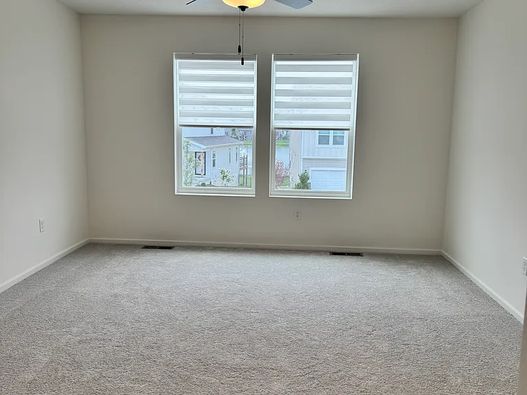 8704 SW Edgewater Dr — Photo 13