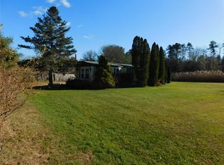 50 Bank St, Hope Valley, RI 02832