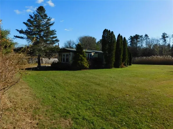 50 Bank St, Hope Valley, RI 02832