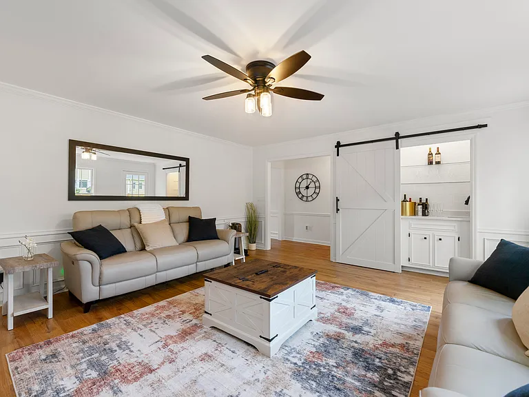 4115 Tanbark Dr NE — Photo 12