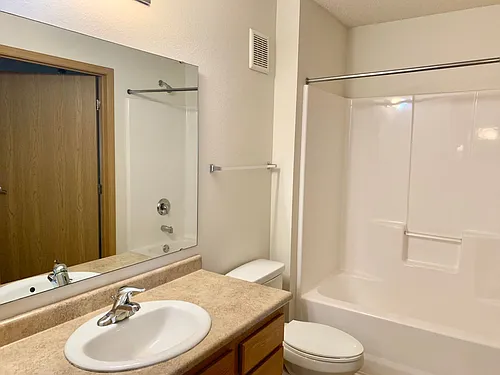 Floor plan 1 bed 1 bath