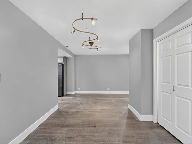48 W Broadway #1106N — Photo 9