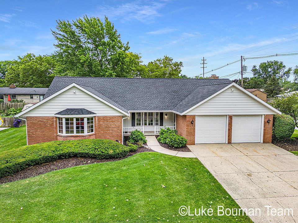 1st image of 110 Sorrento Dr