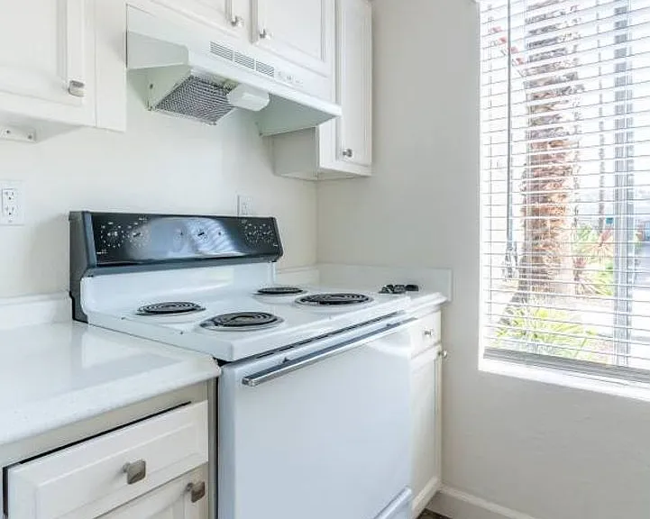 Greentree Apartments — Photo 44