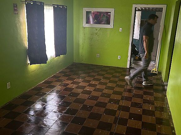 3rd image of 2310 Mississippi Ave