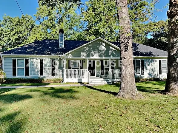 31 Poole Bridge Ln, Hiram, GA 30141