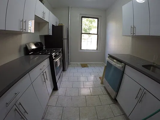 Rented by Bohemia Realty Group | media 7