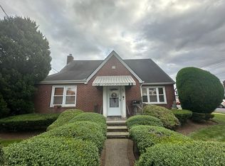 941 Naples Ave #2, Franklin Square, NY 11010