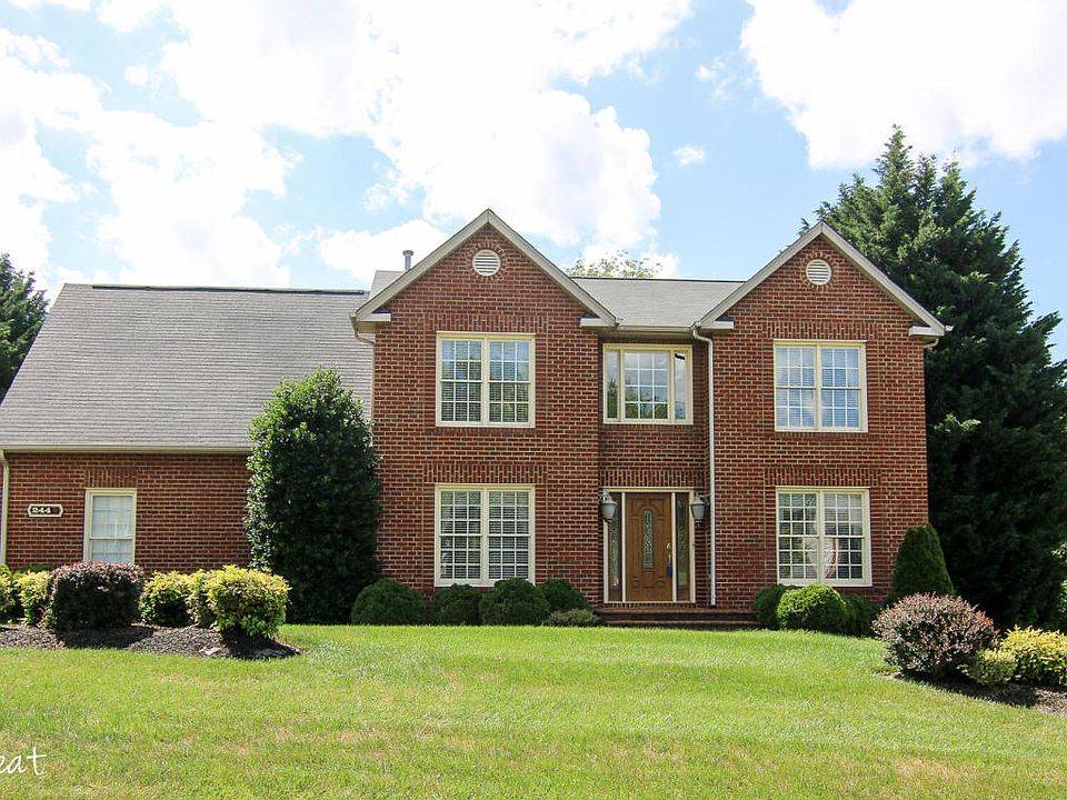 1st image of 244 Apple Ln