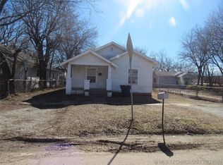 611 W 14th St, Ada, OK 74820