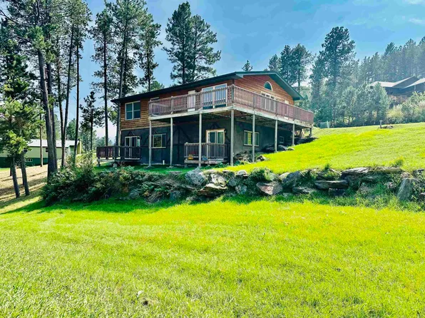 102 Ponderosa Ave, Hill City, SD 57745