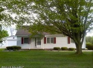 4627 W Muskrat Rd, Sheridan, MI 48884
