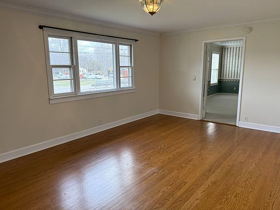 5th image of 242 Dry Valley Rd