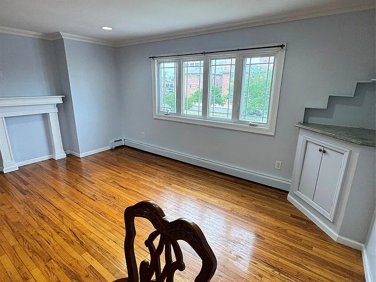 113 W Hudson St #2 — Photo 10