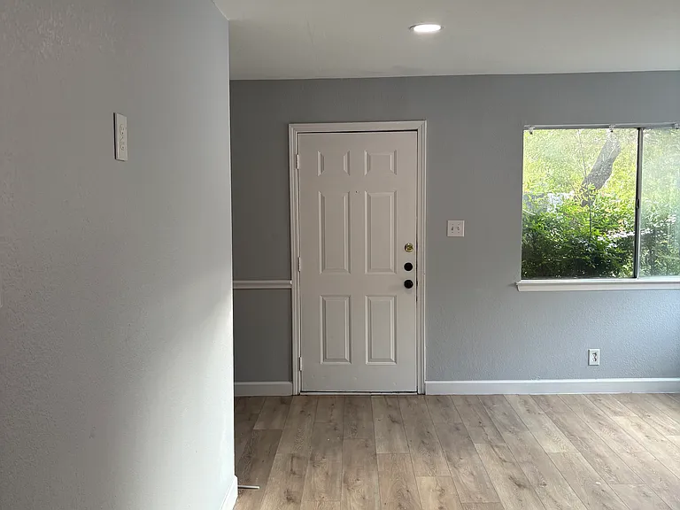 8901 Tronewood Dr #A — Photo 11