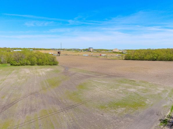 Brockton Ln NW, Dayton, MN 55327