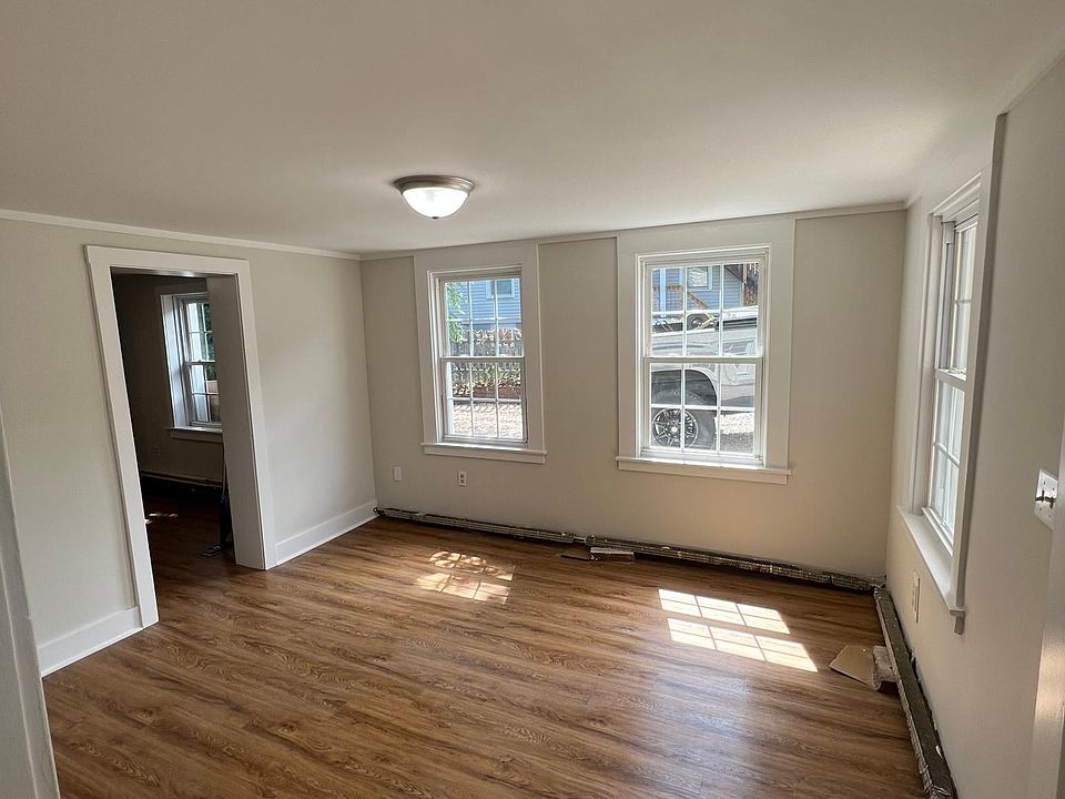 41 Hillside Ave Branford CT Zillow