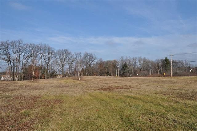 2nd image of 252 Vischer Ferry Rd