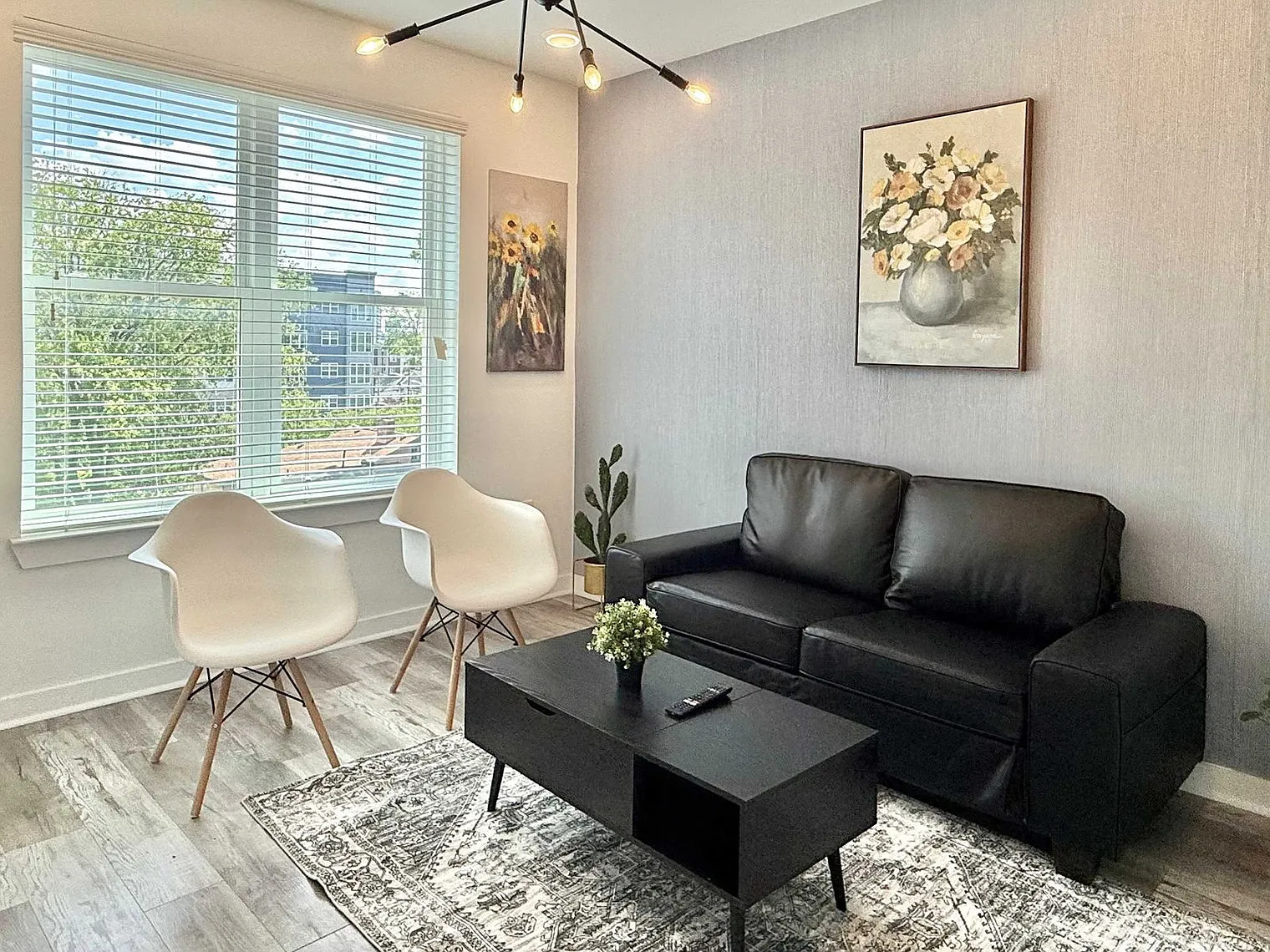 1 bed, 1.0 bath, 495 sqft, $3,782 — Photo 3