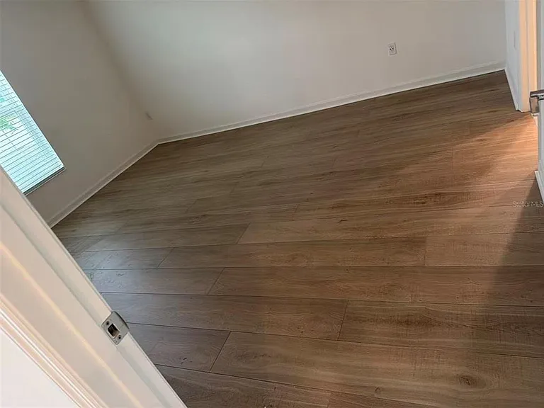 9347 Revere Ave — Photo 10