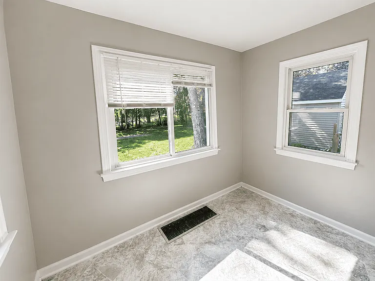 6014 Piper Ave — Photo 10